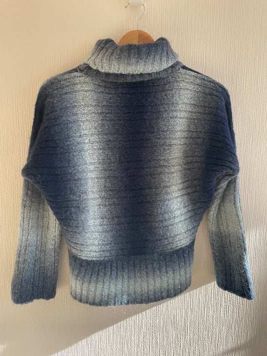 Pull col roulé - taille M