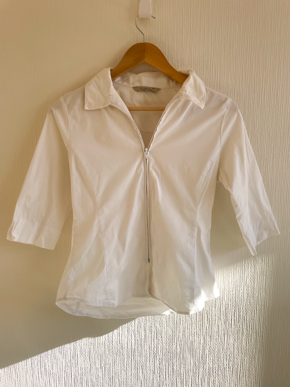 Chemise manches 3/4 blanche avec zip - taille S/M